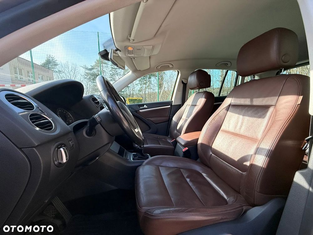 Volkswagen Tiguan 2.0 TDI Perfectline - 17