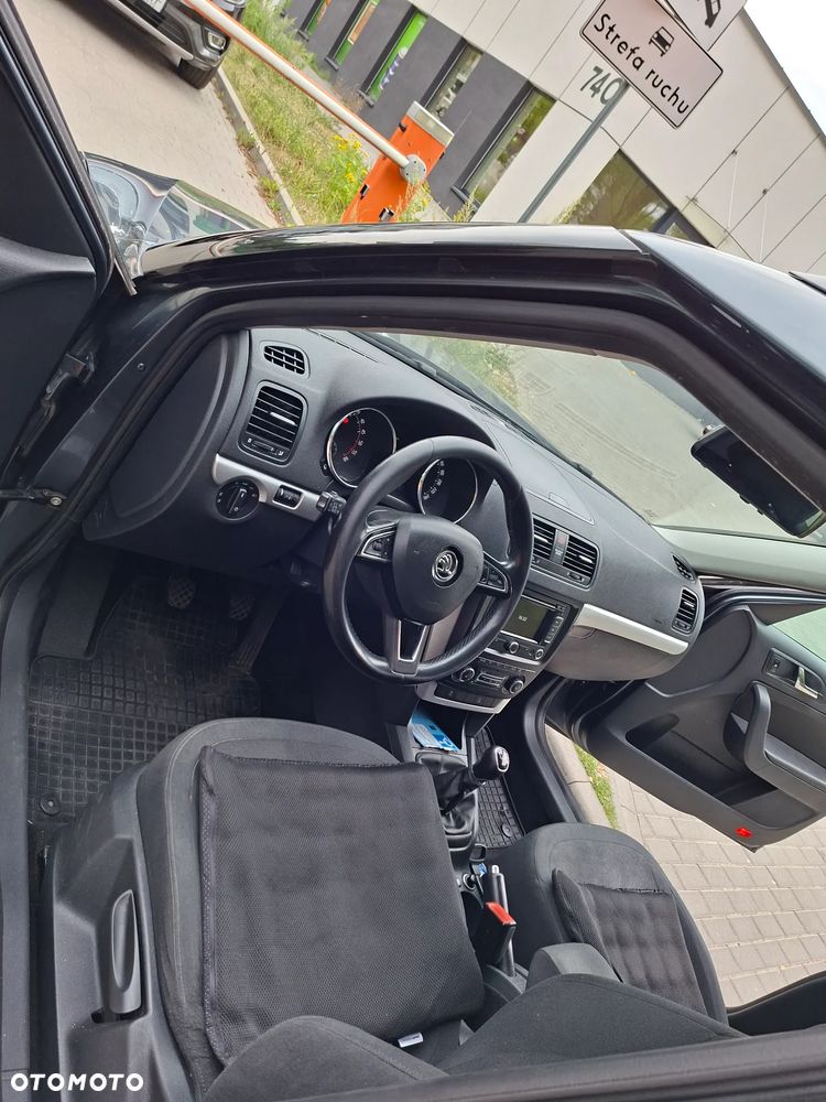 Skoda Yeti 2.0 TDI DPF 4x2 Active - 6