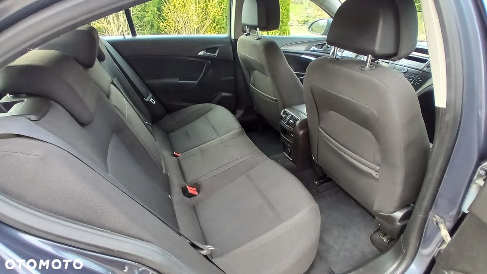 Opel Insignia 1.6 - 26