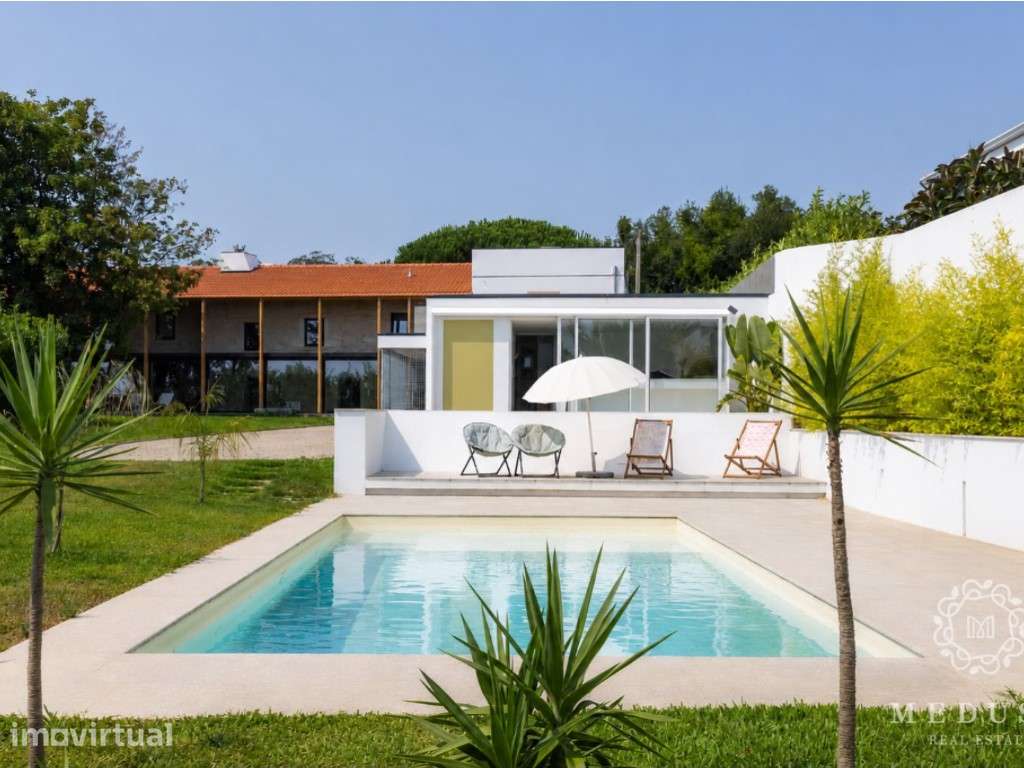 Moradia V4 | Arquitetura rústica contemporânica c/ piscina | Maia - Grande imagem: 3/40