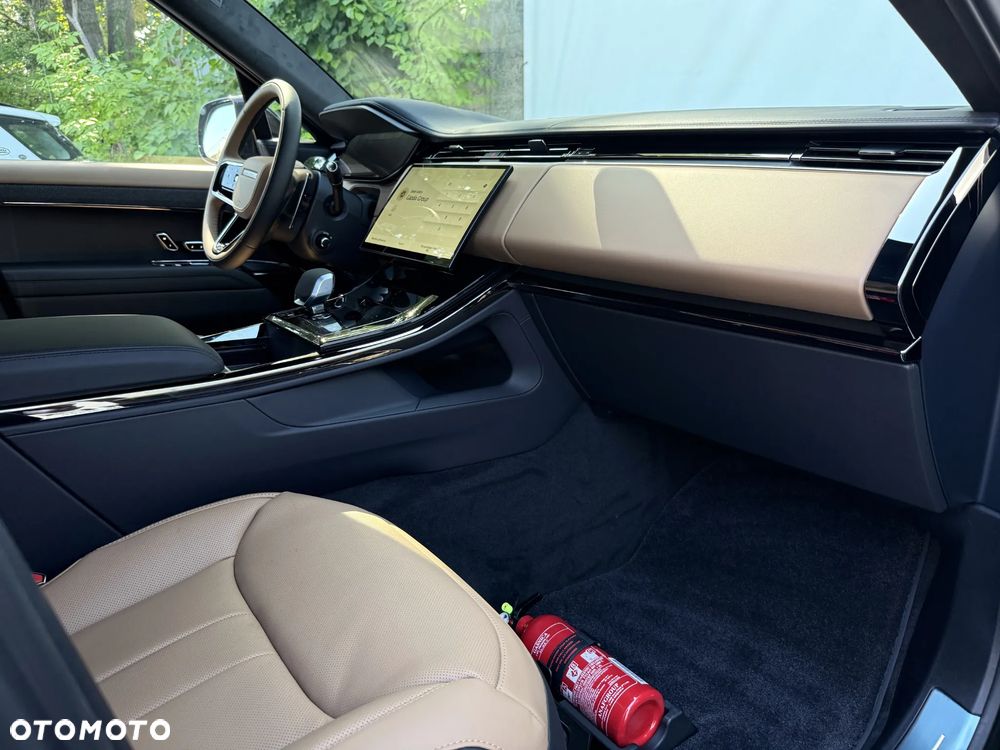 Land Rover Range Rover Sport D350 Autobiography - 4