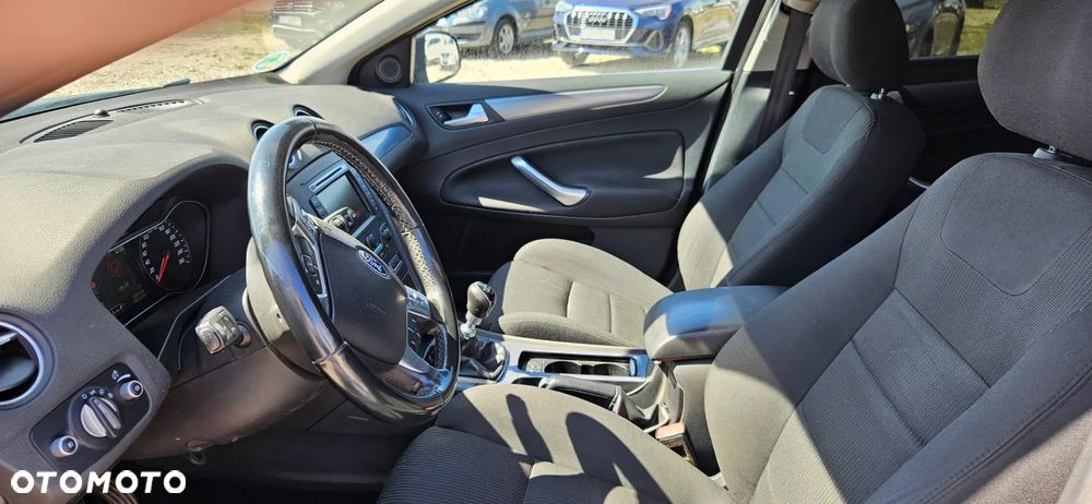 Ford Mondeo 1.6 T Titanium - 20