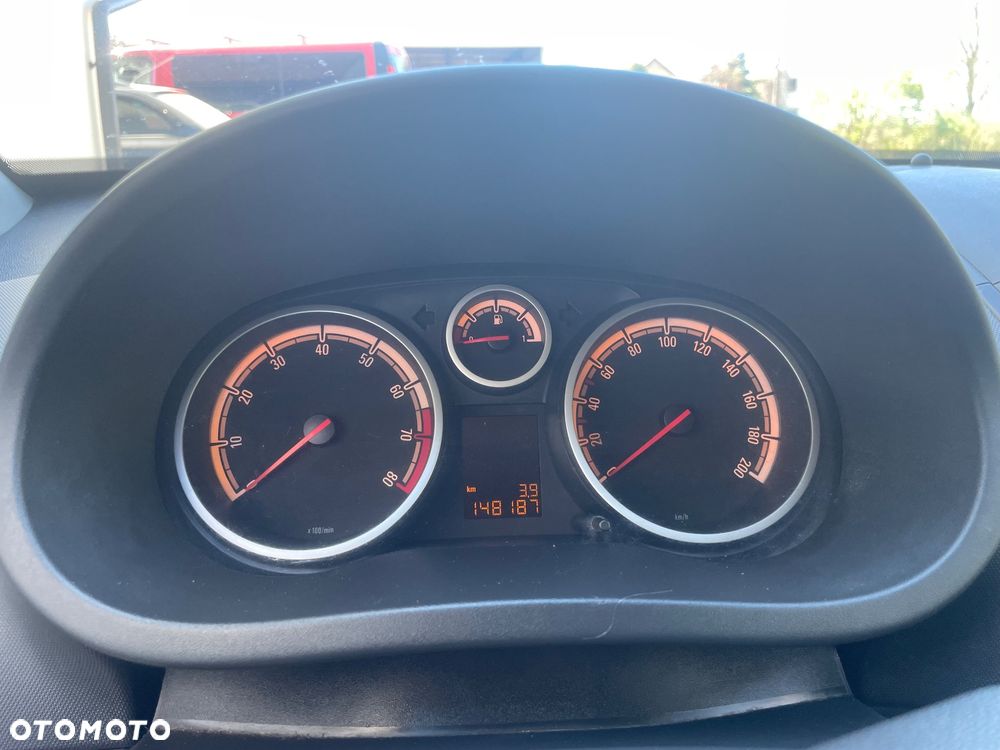 Opel Corsa 1.2 16V Cosmo - 11