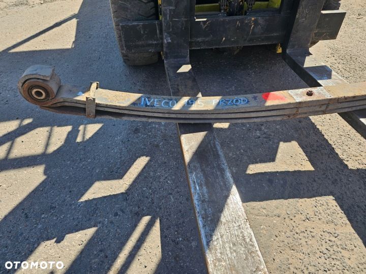 RESOR PRZEDNI PRZÓD 3 PIÓRA 8 cm 173 cm DŁUGOŚĆ IVECO EUROCARGO FELGI 19,5 - 2