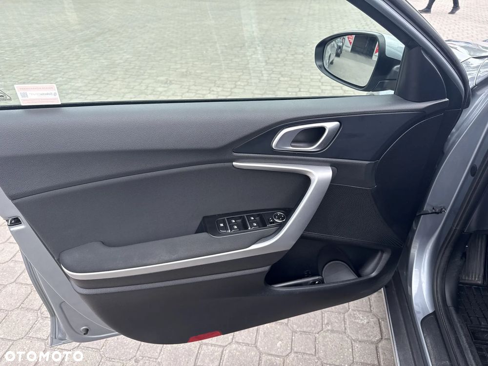 Kia XCeed 1.5 T-GDI M - 11
