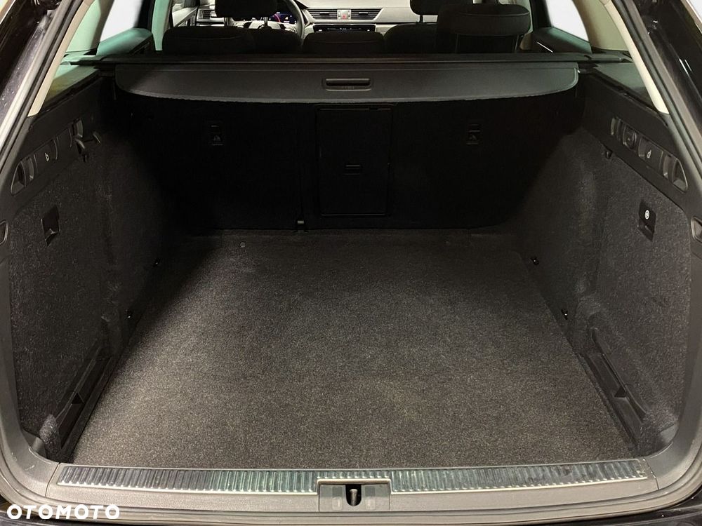 Skoda Superb 2.0 TDI DSG Style - 19