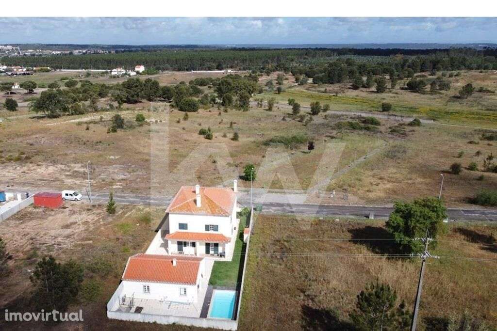 Terreno Urbano 598m2 - Grande imagem: 2/3