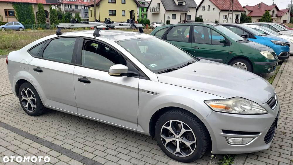 Ford Mondeo 2.0 TDCi Ambiente - 2
