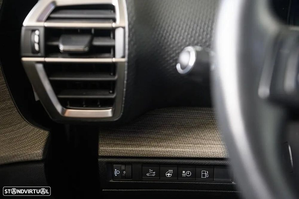 Citroën C5 X 180 S&S e-EAT8 SHINE - 39