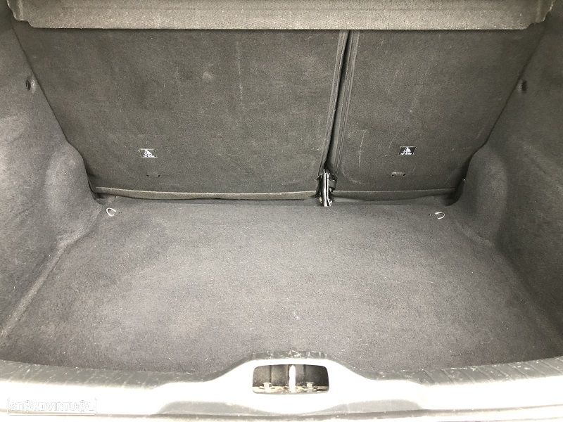 Citroën C4 Cactus 1.2 PureTech Shine EAT6 - 19