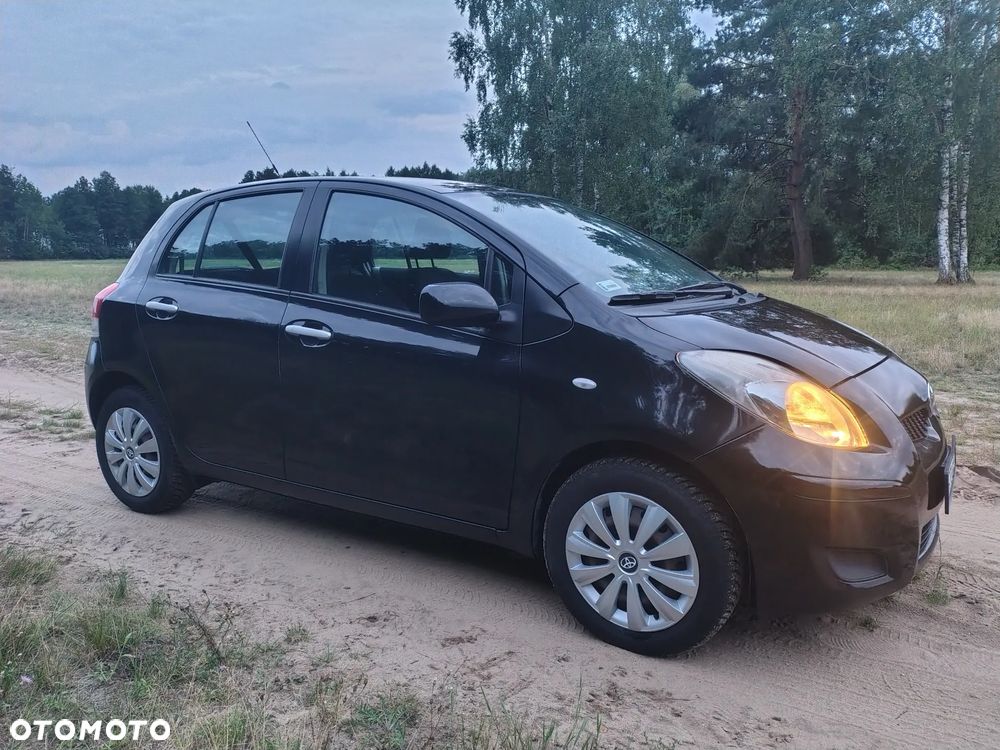 Toyota Yaris 1.33 Luna - 4