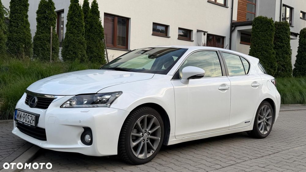 Lexus CT 200h Prestige - 14