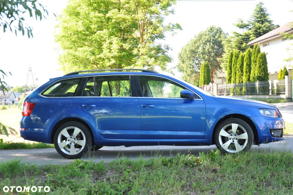 Skoda Octavia 2.0 TDI Edition - 7