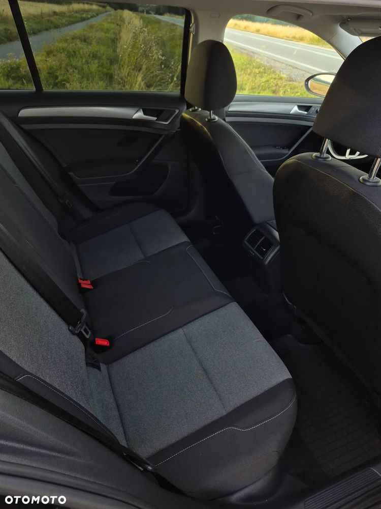 Volkswagen Golf - 7