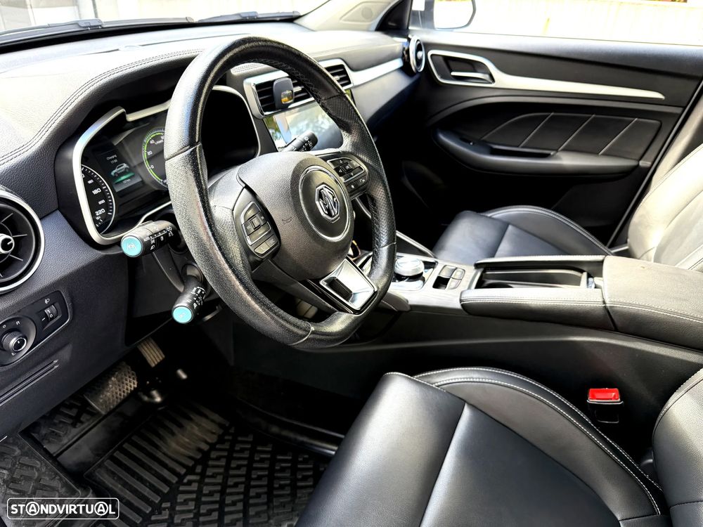 MG ZS Luxury - 13