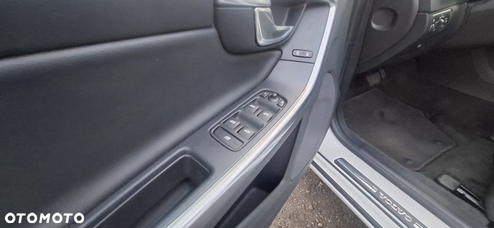 Volvo V60 - 13