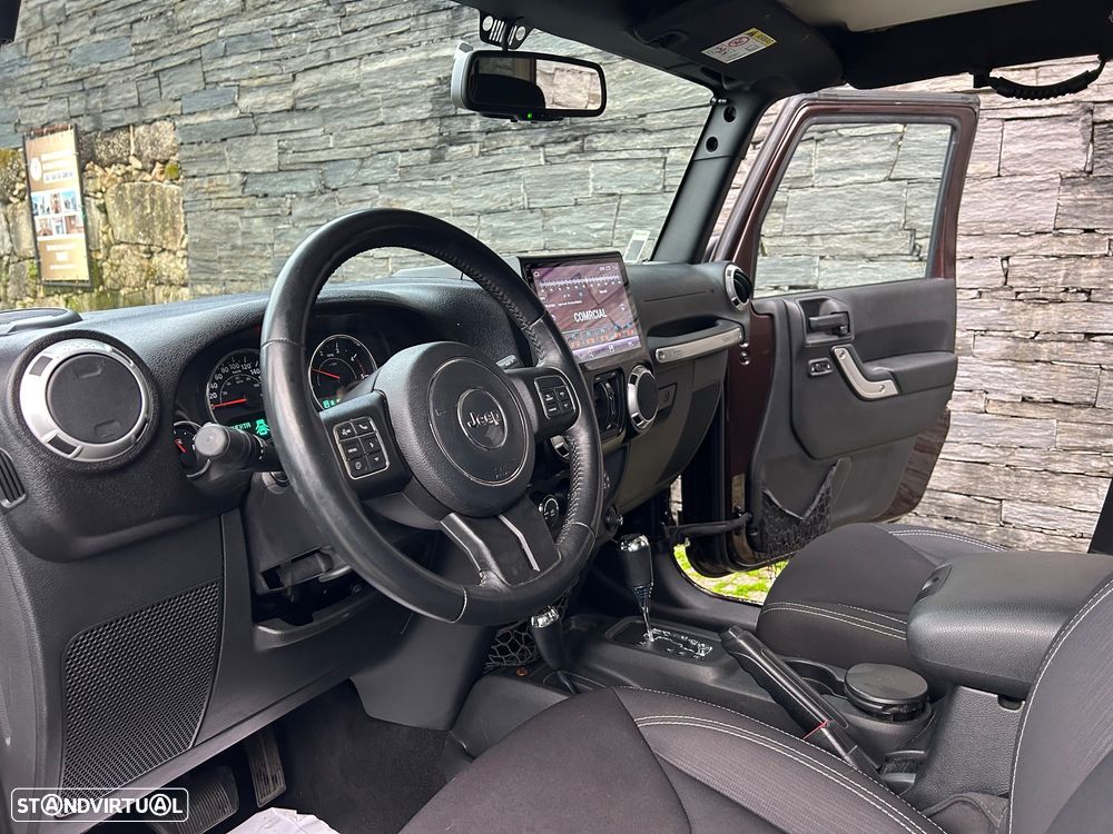 Jeep Wrangler Unlimited 2.8 CRD ATX Sahara Adventure Edition - 11