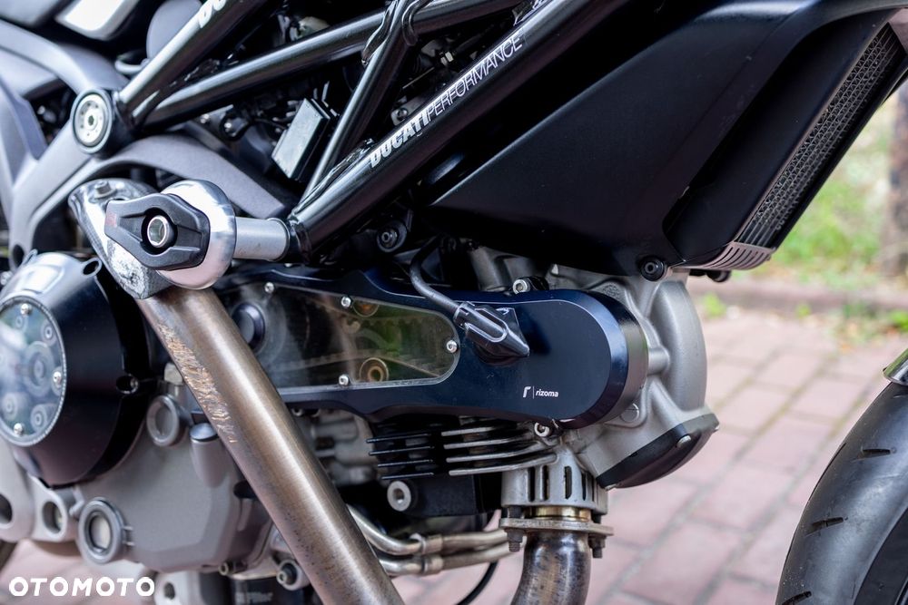 Ducati Monster - 12