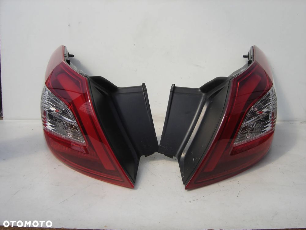 Peugeot 308 T9 - 1