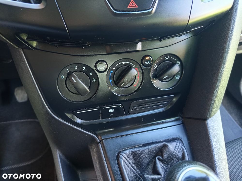 Ford Focus - 15