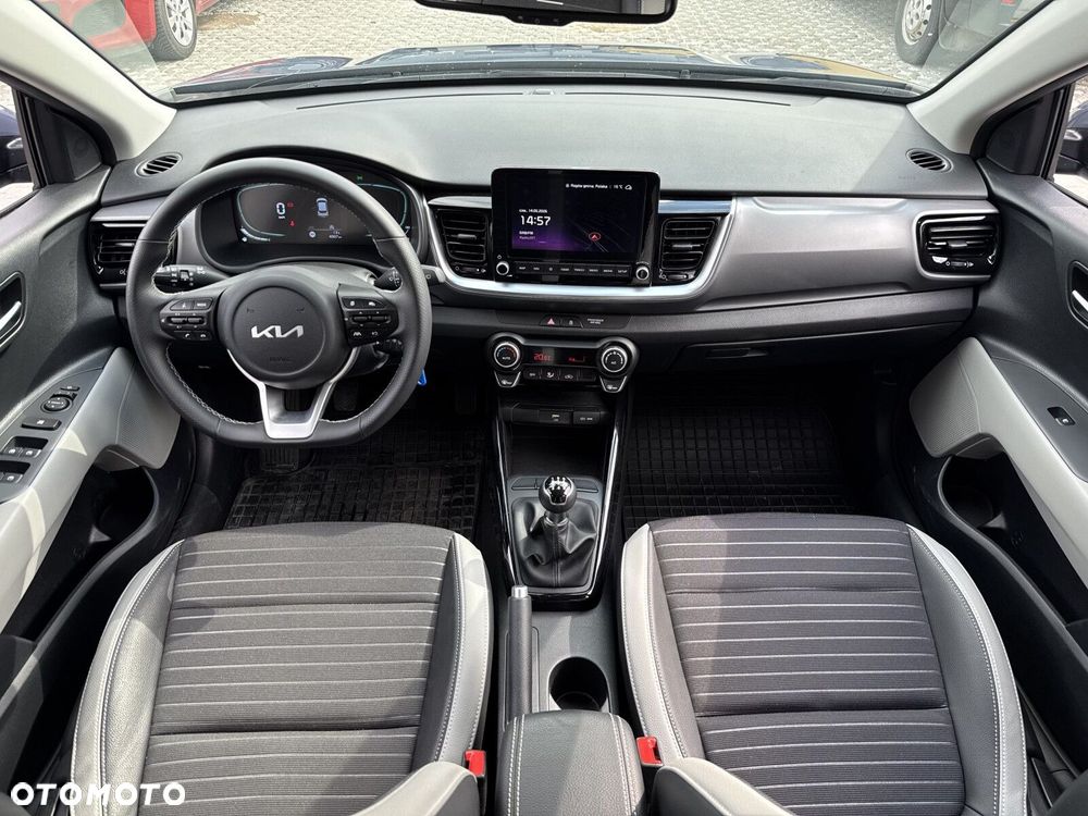 Kia Stonic 1.2 L - 17