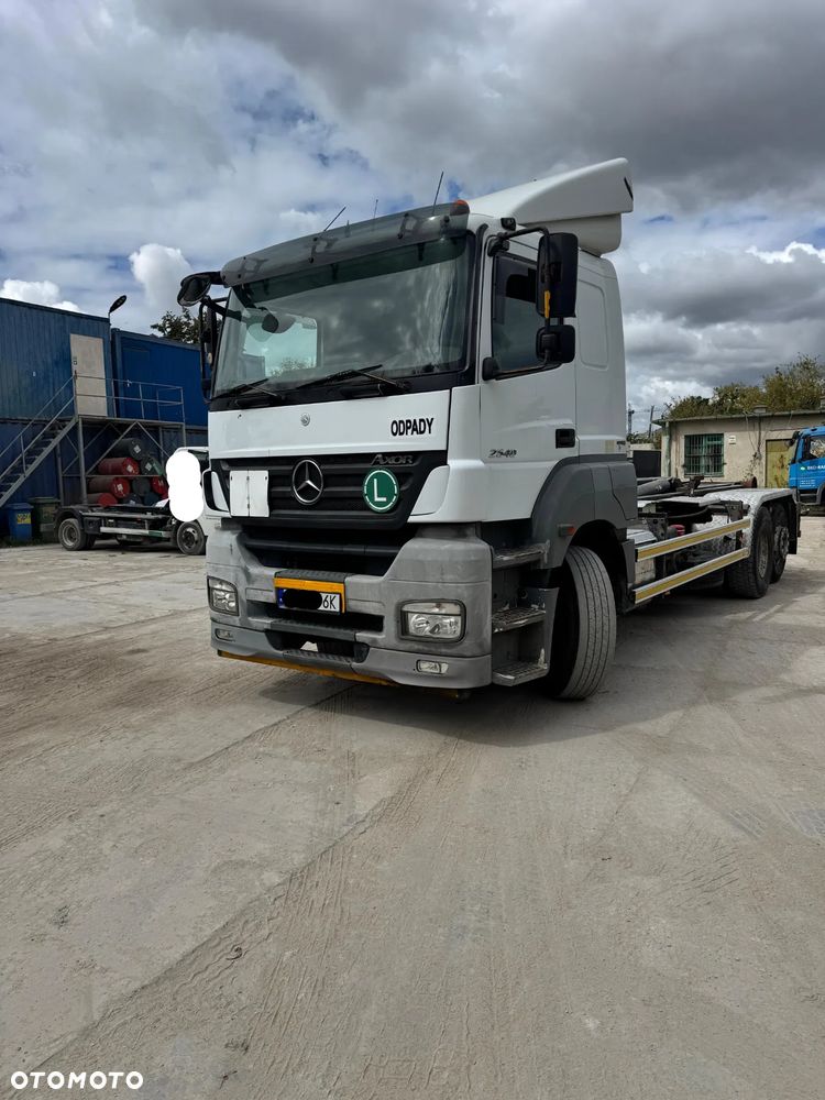 Mercedes-Benz AXOR 2540 - 10