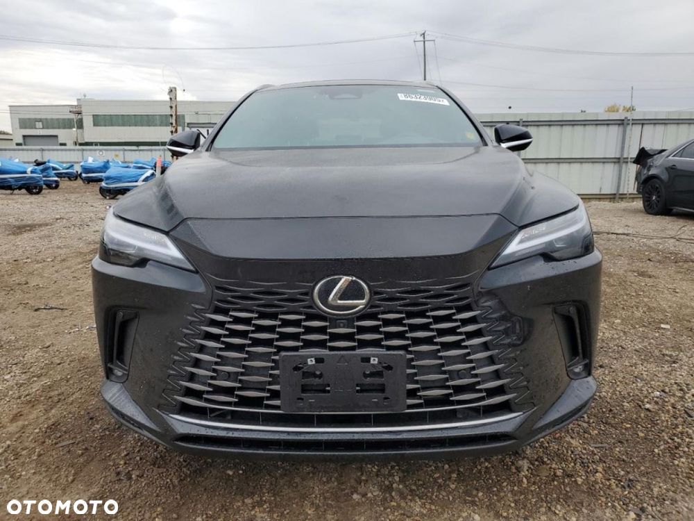 Lexus RX - 5