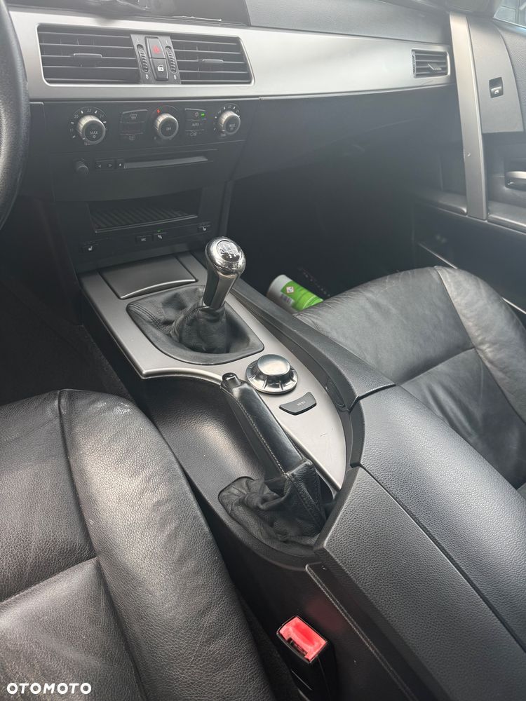 BMW Seria 5 530i - 16