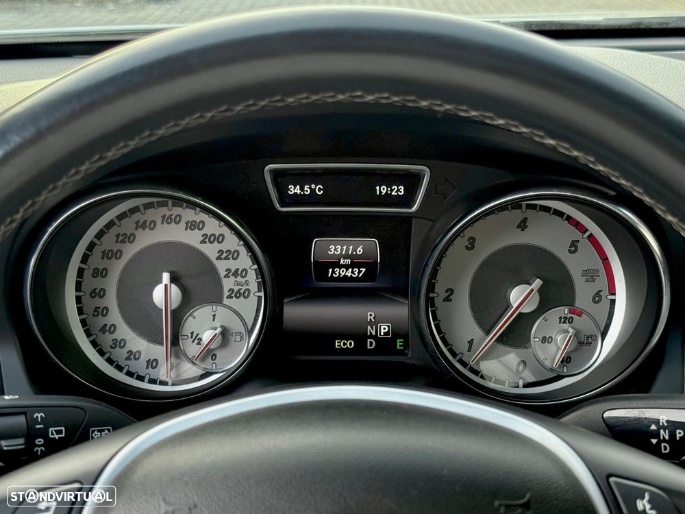 Mercedes-Benz GLA 200 CDI Urban Aut. - 15