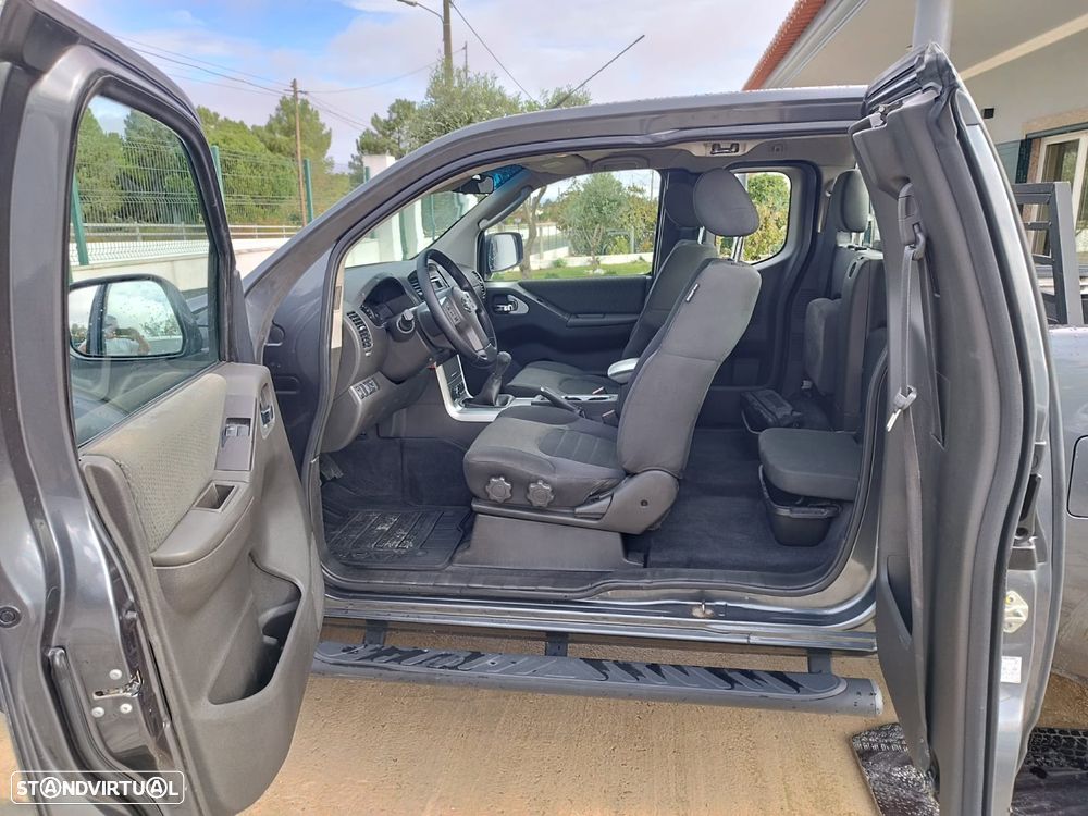 Nissan Navara 2.5 dCi CD XE P.Comfort 3.5T 4WD - 4