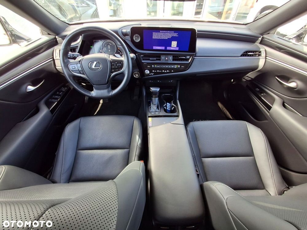 Lexus ES 300h Business Edition - 14
