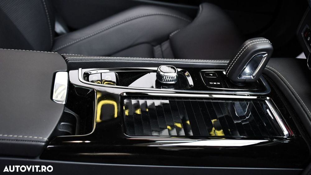 Volvo S90 T8 Recharge AWD Geartronic RDesign - 14