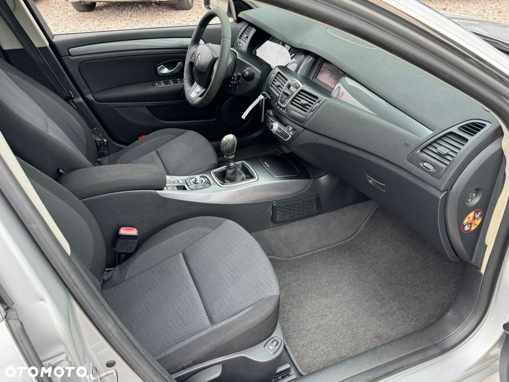 Renault Laguna - 7