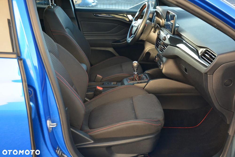 Ford Focus 2.0 EcoBlue ST-Line - 30