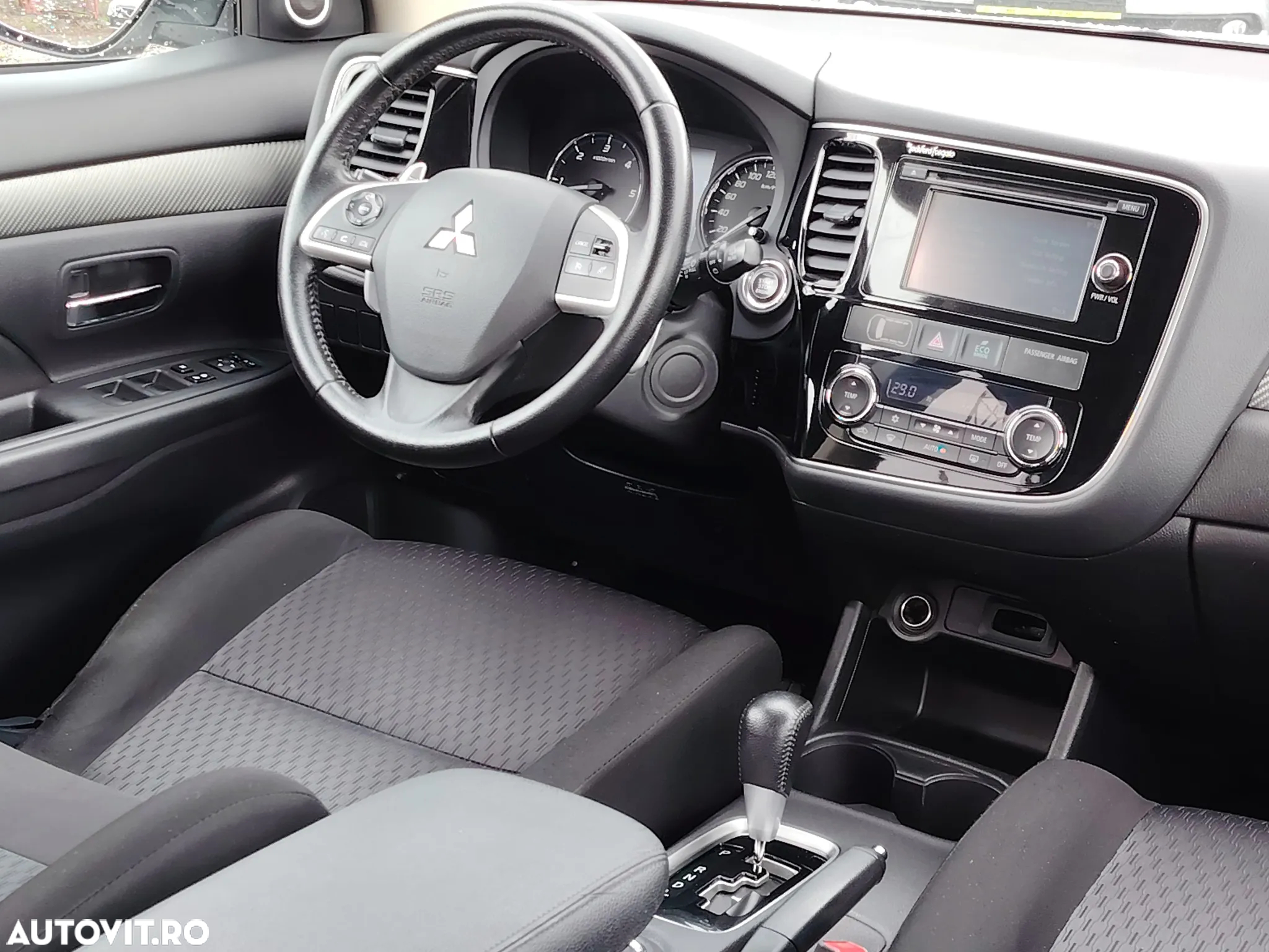 Mitsubishi Outlander 2.2 DI-D 4WD Automatik Diamant Edition - 5