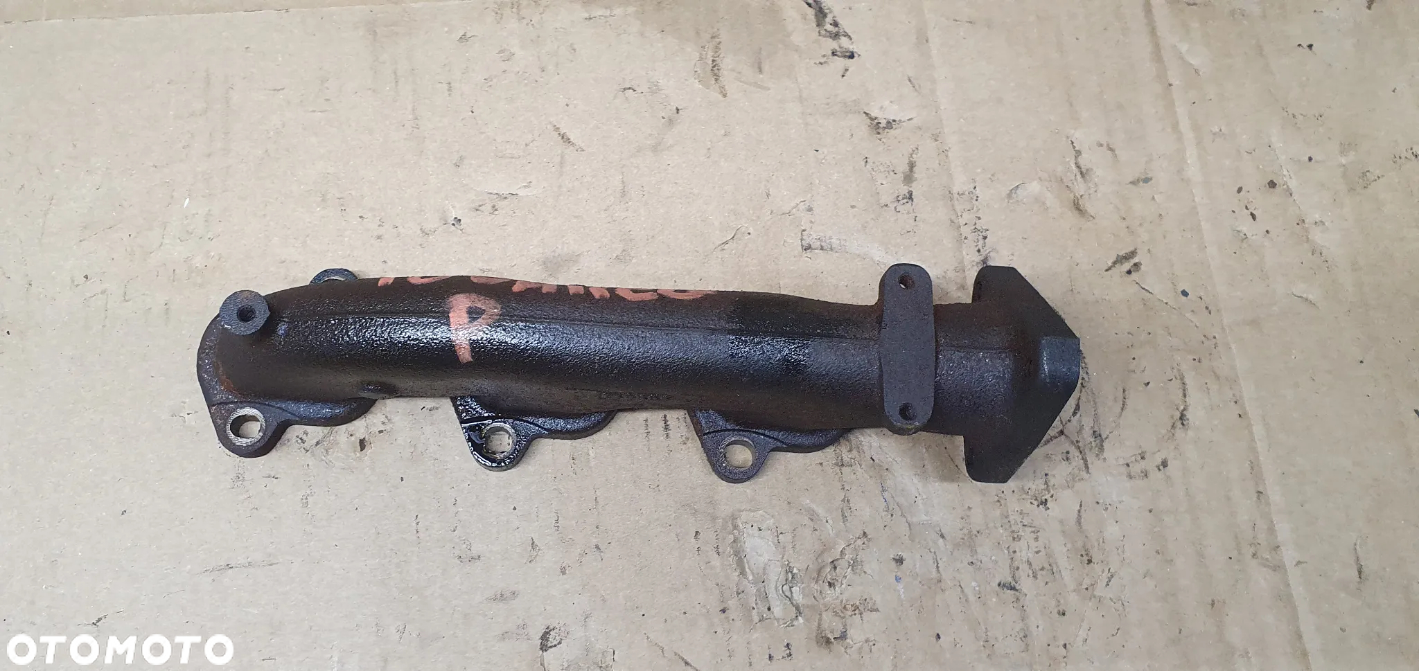 Kolektor wydechowy prawy VW Touareg 3.0 TDI 059253034P - 2