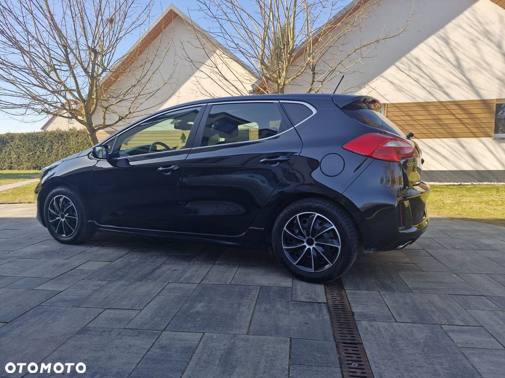 Kia Ceed 1.6 CRDi GT Line - 13