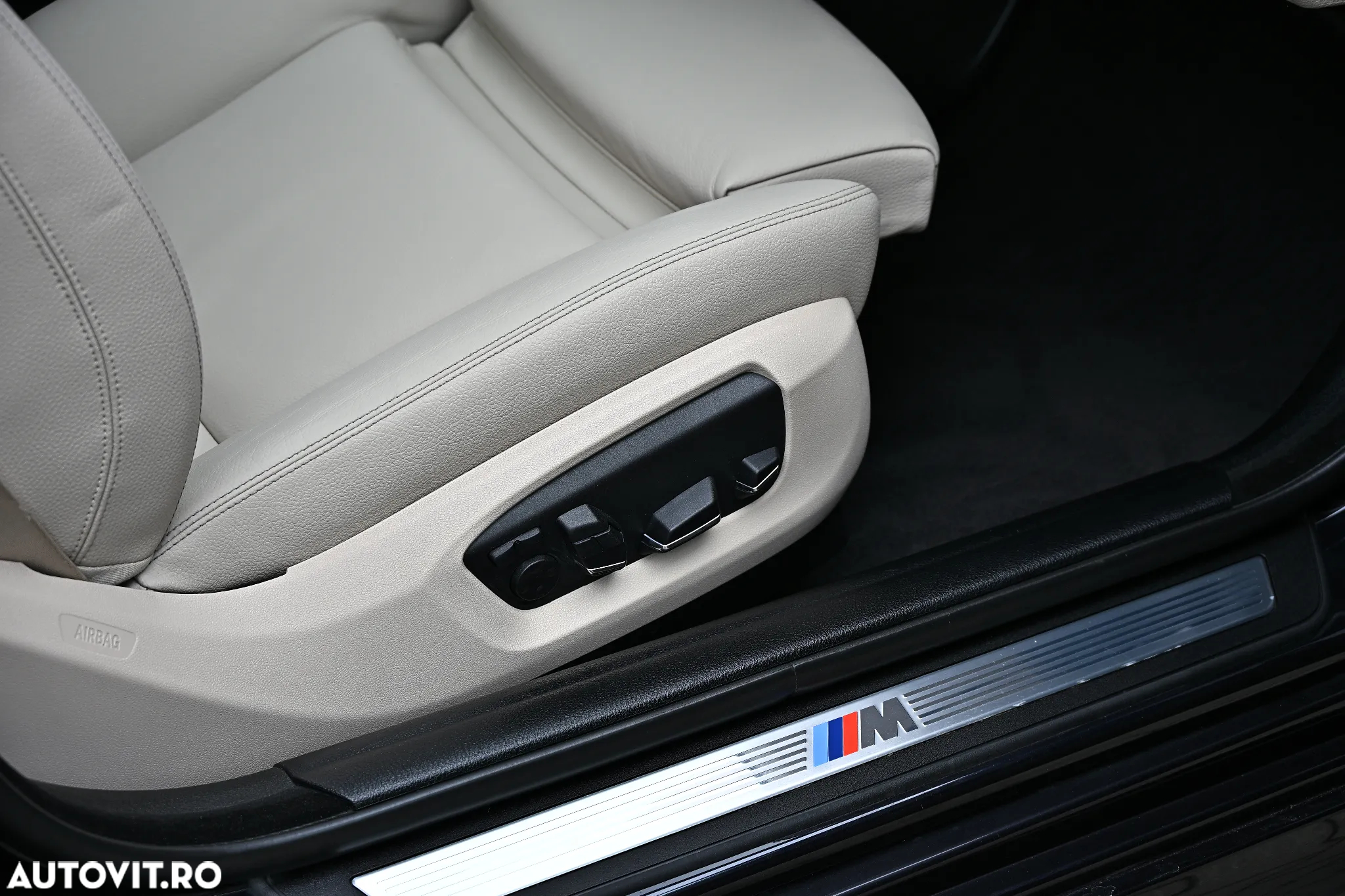 BMW Seria 5 525d xDrive Touring Sport-Aut. - 15