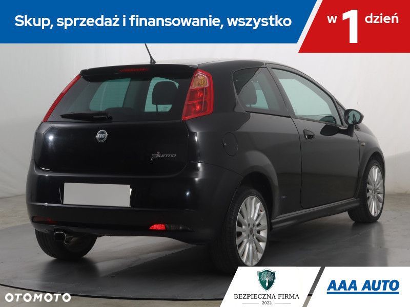 Fiat Grande Punto - 7