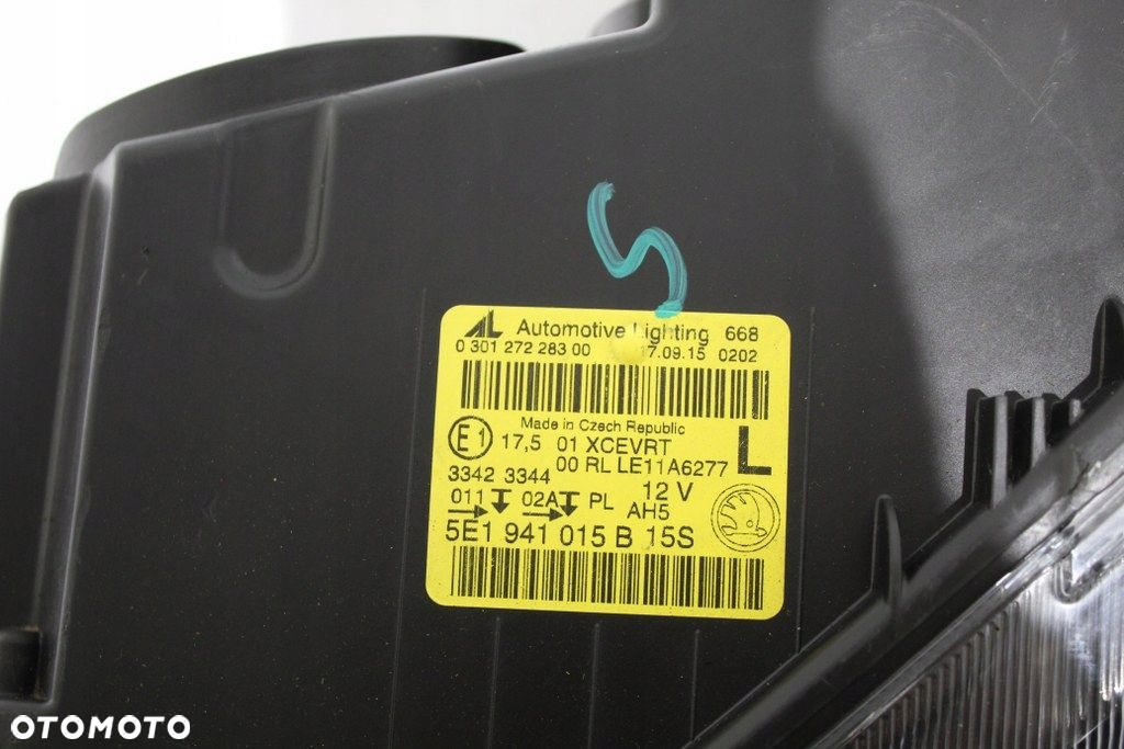 Skoda Octavia III 5E1 Xenon Lewy Lampa Przód Lewa Uszkodzona - 6