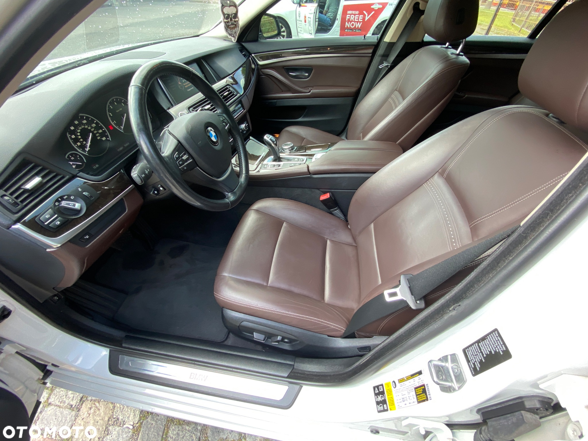 BMW Seria 5 535i xDrive Luxury Line - 13
