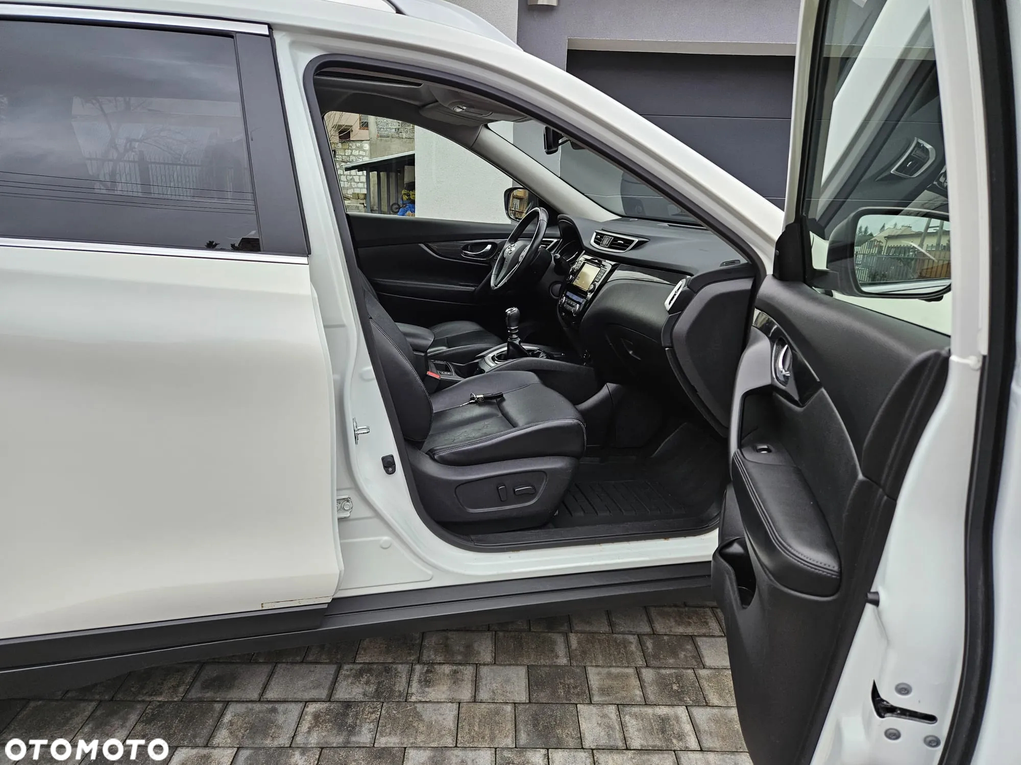 Nissan X-Trail 1.6 DIG-T Tekna 2WD 7os - 12