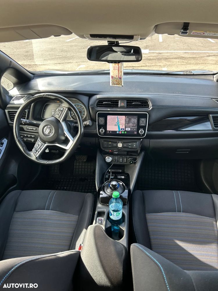 Nissan Leaf - 12