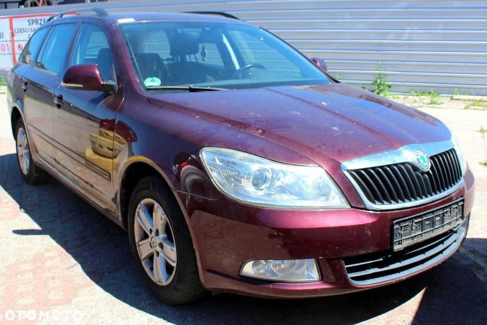 Skoda Octavia II 1Z Lift 2010 1.2TSI CBZB Kombi (MASKA, ZDERZAK, LAMPA, BŁOTNIK, DRZWI, SZYBA, FOTEL - 2