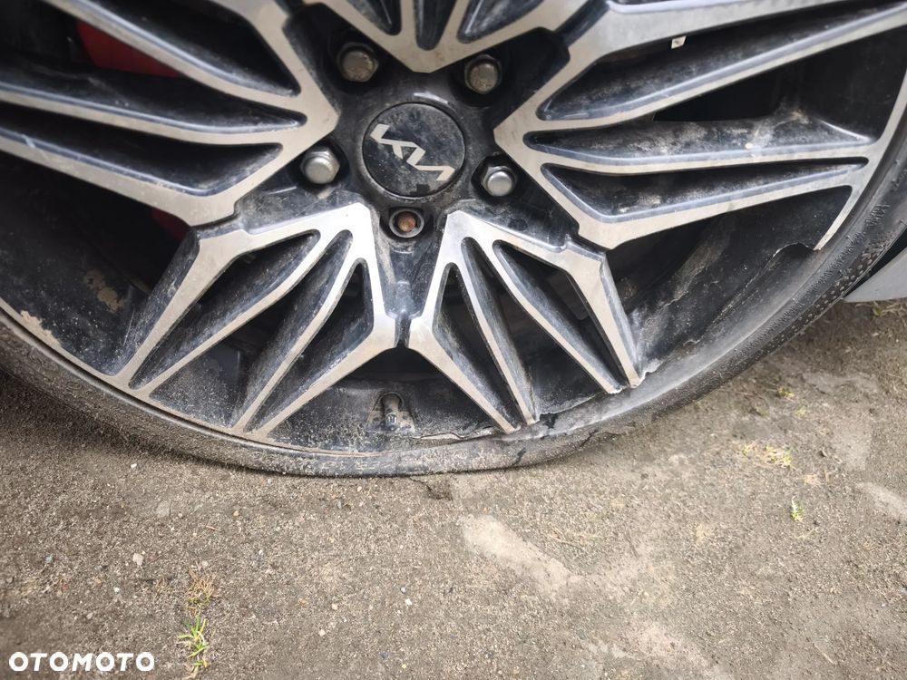 Kia Stinger 3.3 T-GDI AWD GT - 10