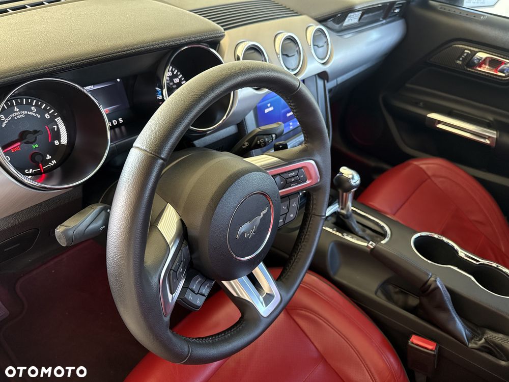 Ford Mustang 3.7 V6 Premium - 27