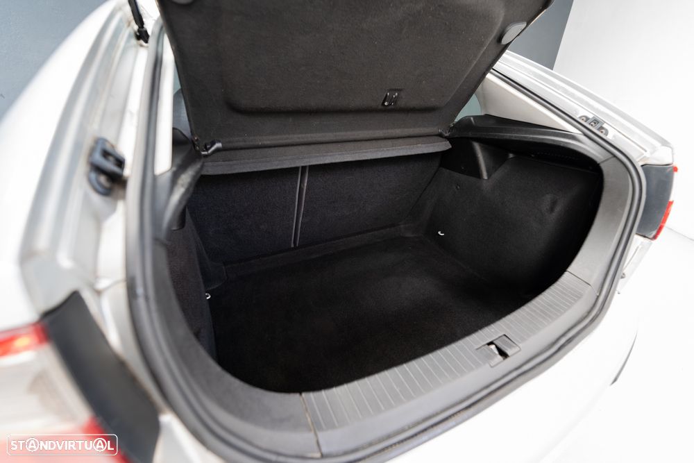 SEAT Leon 1.9 TDI Confort AC+JE - 26