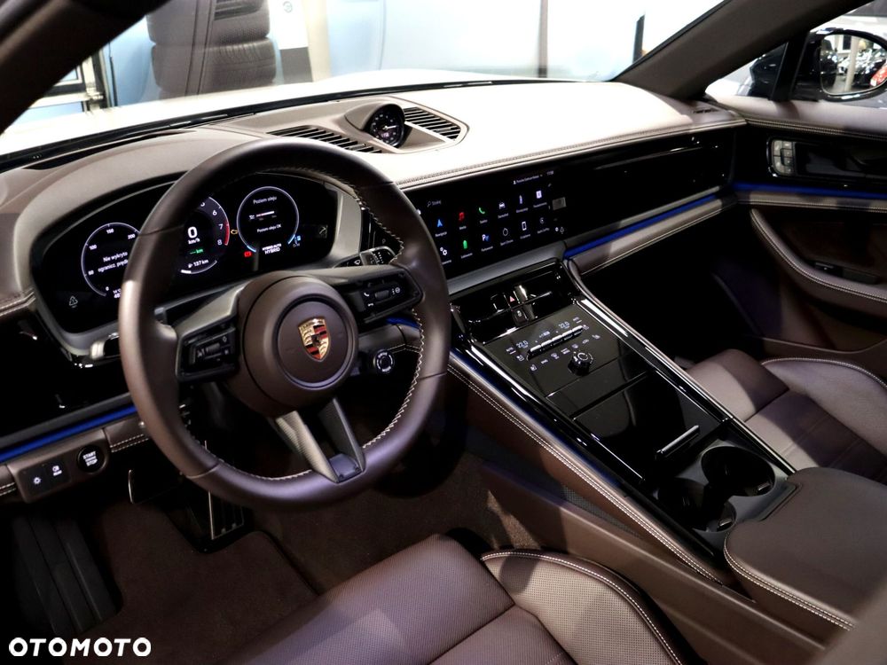 Porsche Panamera 4S E-Hybrid PHEV - 16