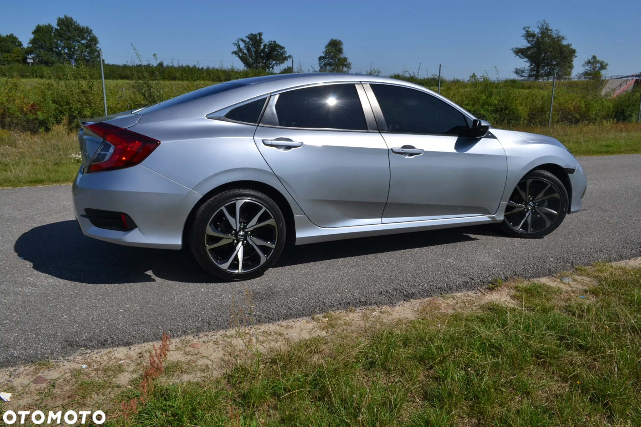 Honda Civic 2.0 i-VTEC LX CVT - 9