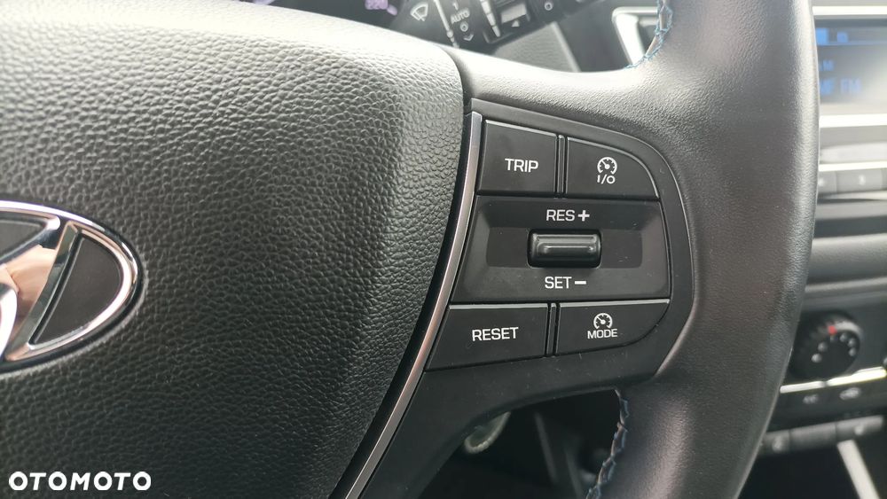 Hyundai i20 1.2 Fresh - 16